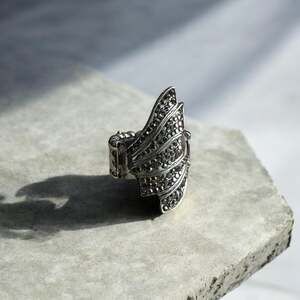 Paparazzi Majestically Monte Carlo Silver Hematite Rhinestone Stretch Band Ring